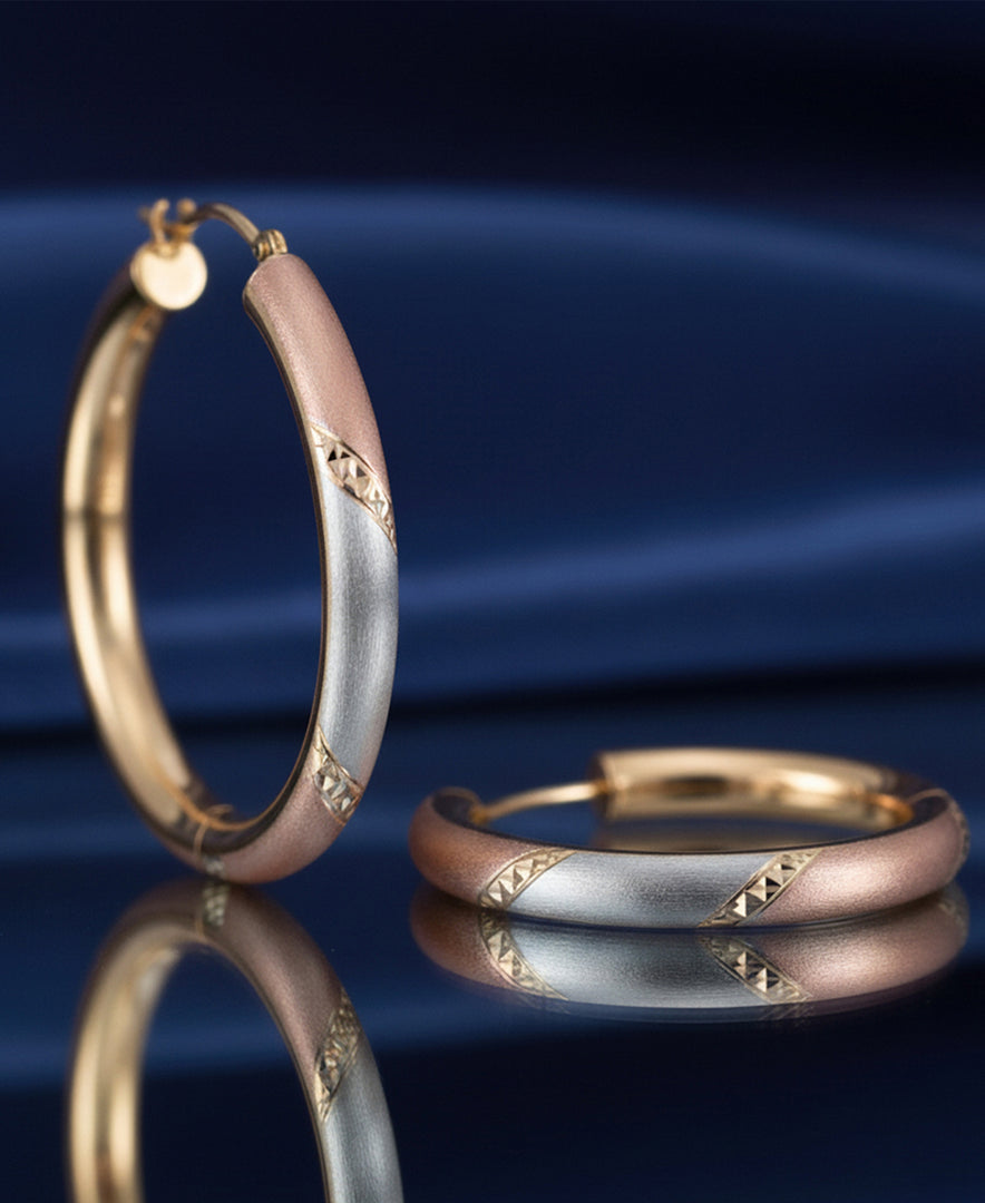 Tri-Color_10K Gold Tri-Color Multi Heart Charm Bracelet_I_Heart_1