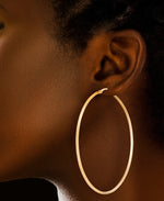 Cargar imagen en el visor de la galería, 14K Yellow Gold over Sterling Silver_Large Knife Edge Oval Hoop Earrings_I_Heart_1
