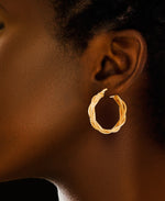 Cargar imagen en el visor de la galería, Yellow Gold_14K Gold Rope and Polished Braided Hoop Earrings, Made in Italy_I_Heart_1
